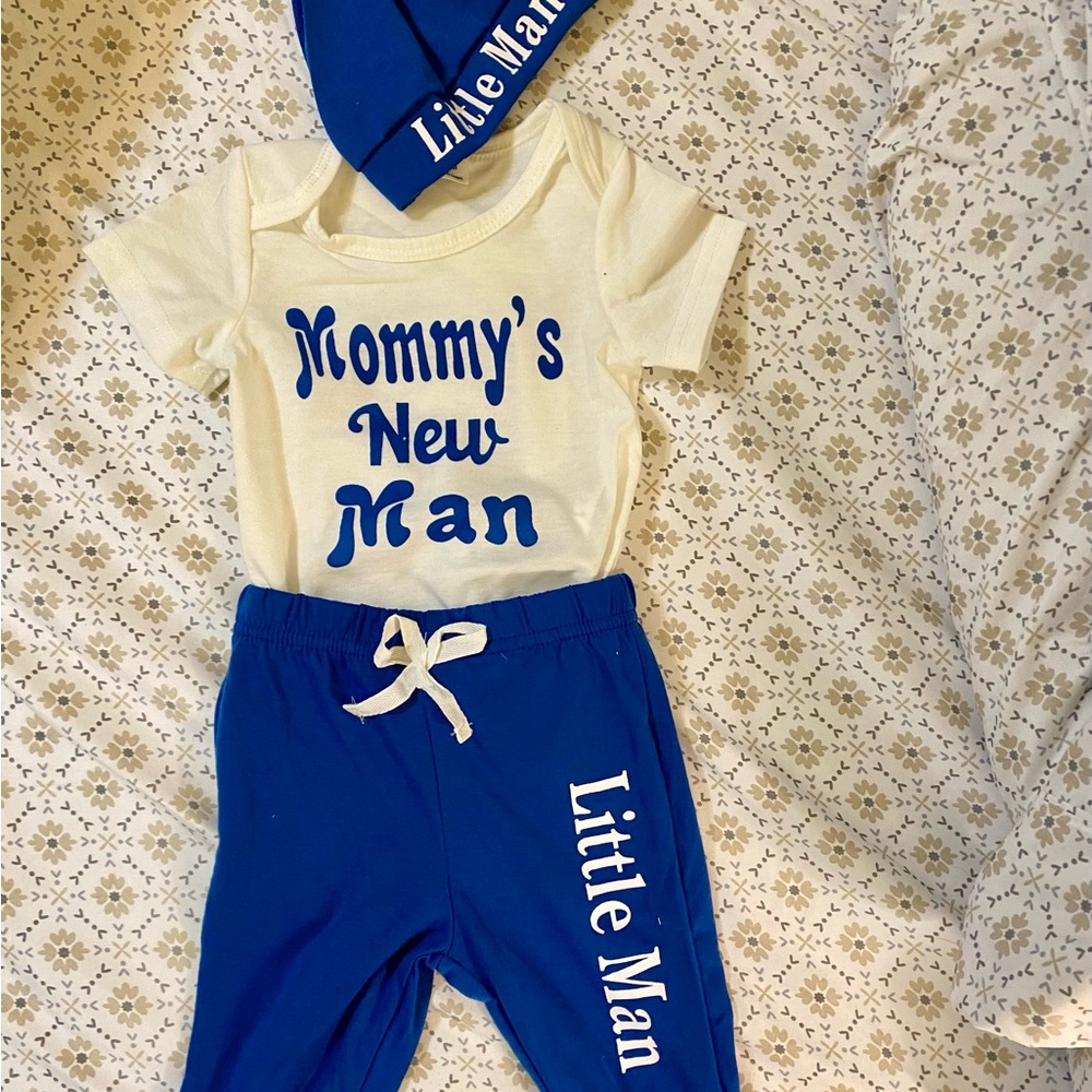 SHEIN Cream & Blue "Mommy's New Man" Kids Matching Set
